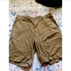 Columbia men’s shorts